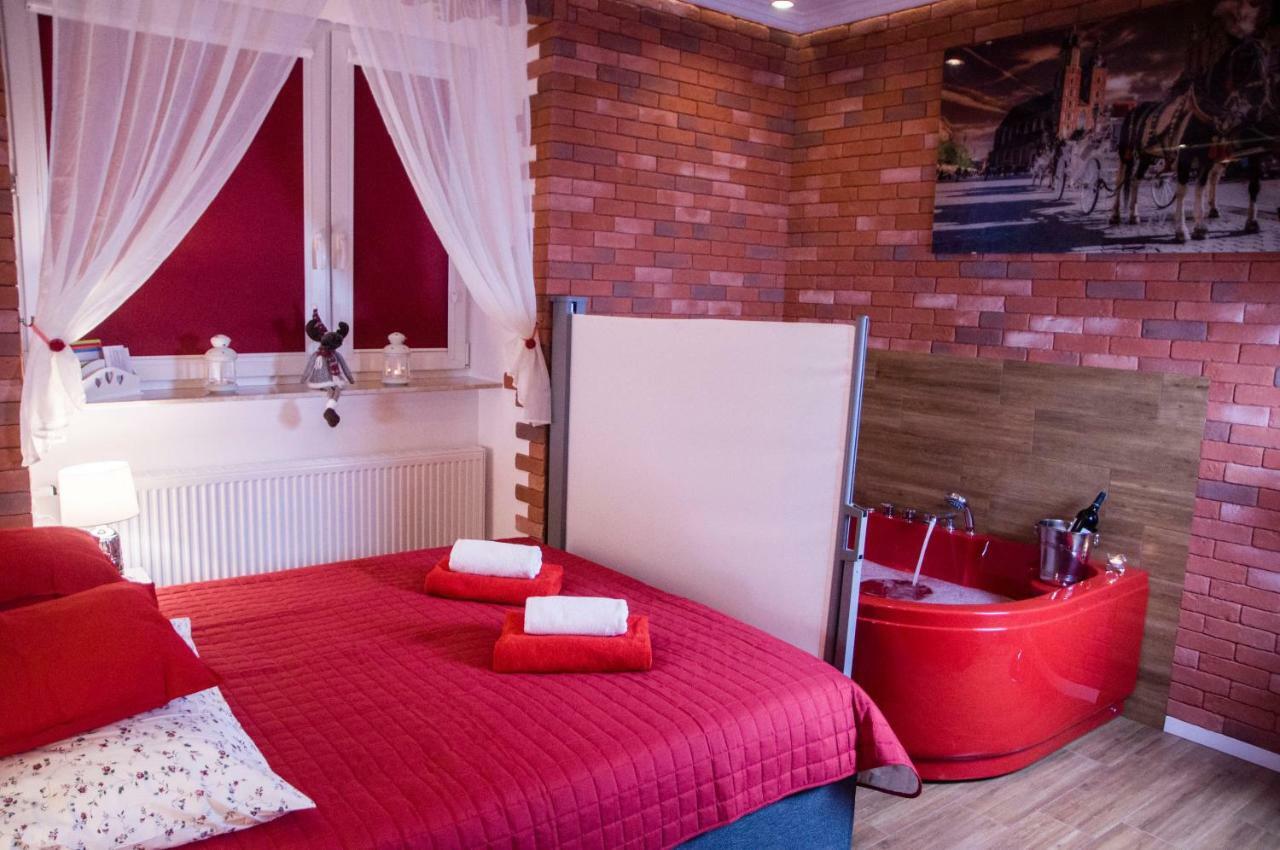 Jacuzzi Apartment Red Krakow Exterior photo