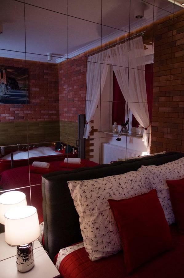 Jacuzzi Apartment Red Krakow Exterior photo